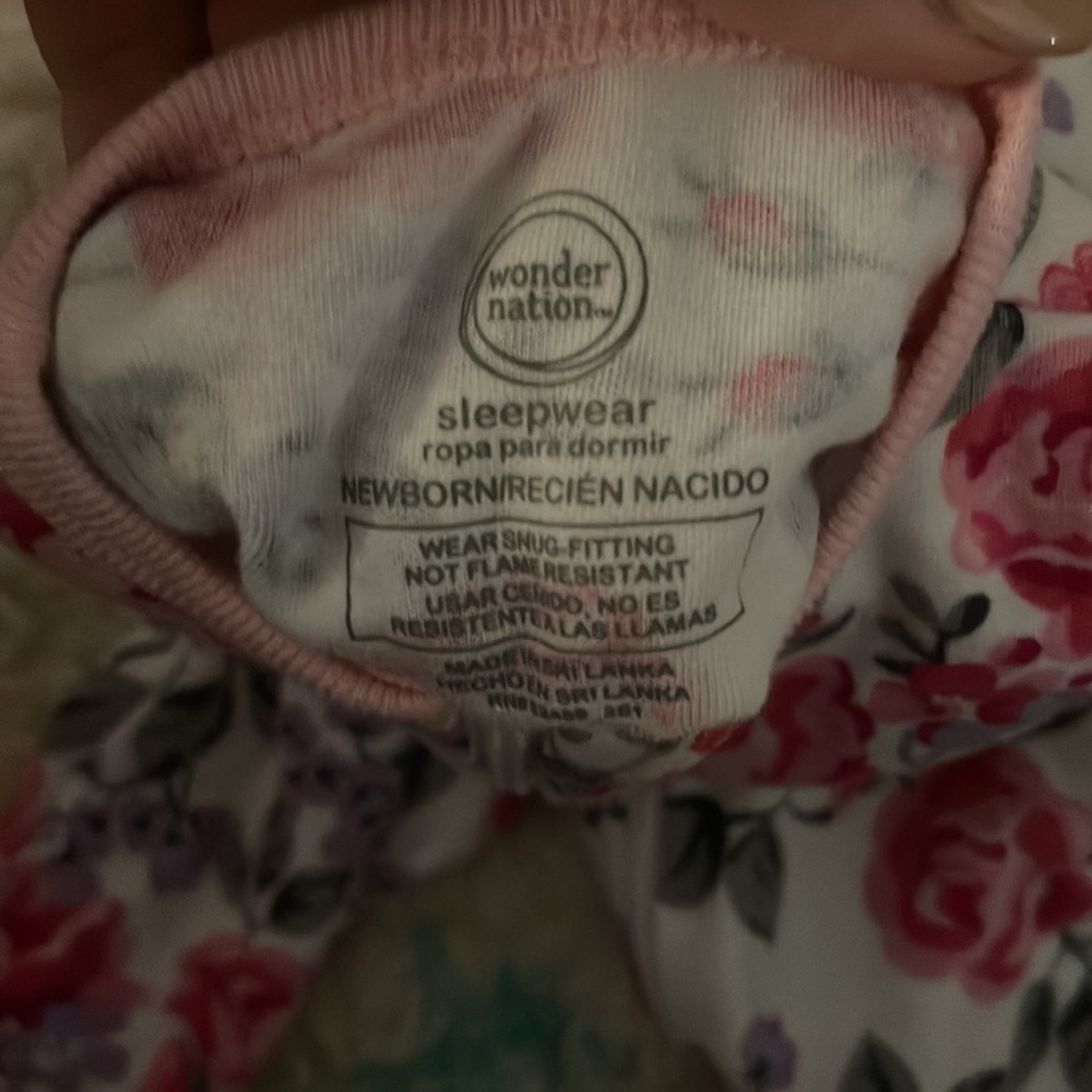Newborn sleeper - Picture 2 of 2